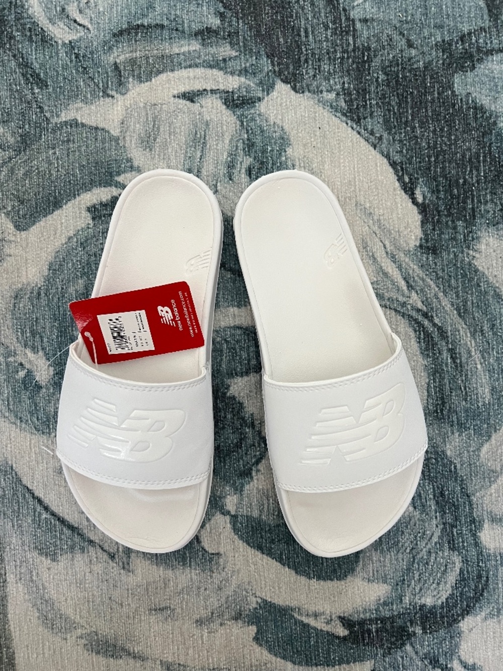 New Balance slide 7B white